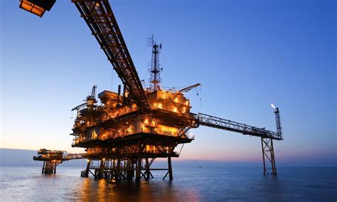 Health & Safety Tips for Offshore Oil Rigs