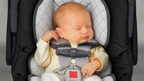 10 Best Infant Car Seats To Have A Secure Journey - The Alpha Parent
