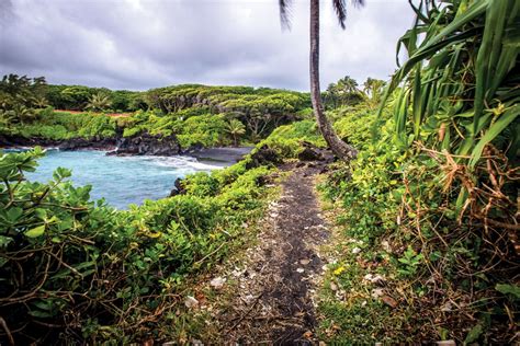 7 Must-Visit Waianapanapa State Park Sites - Hawaii Magazine