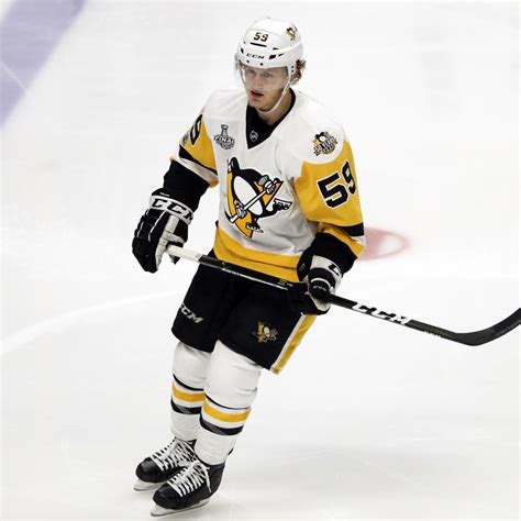 Jake Guentzel Eyeing Rookie Playoff Goals Record in Game 4 | Bleacher ...