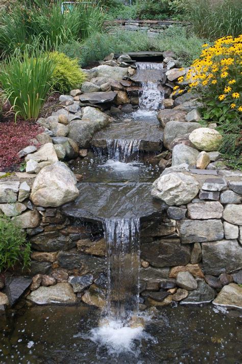 #backyardlandscaping | Jardin d'eau, Beaux jardins, Fontaine de jardin