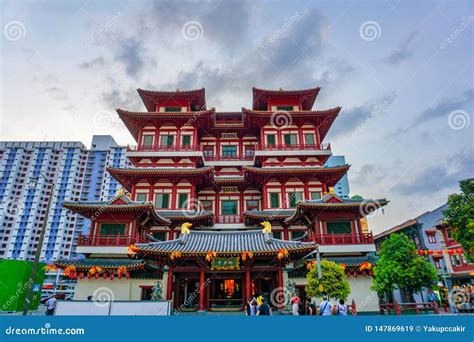 The Buddha Tooth Relic Temple in Singapore Editorial Stock Image ...