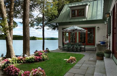 By the Water: Maine Lake House | New England Living