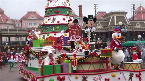 Disney's Christmas Parade! (La Parade de Noël Disney !) Disneyland Paris 29/11/2019 - YouTube