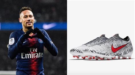 PHOTOS: Nike bless Neymar with new signature boots - Prime News Ghana