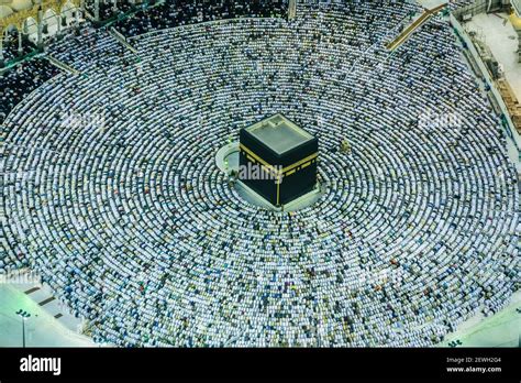 The Hajj annual Islamic pilgrimage to Mecca, Saudi Arabia, the holiest city for Muslims. Aerial ...