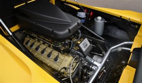 For Sale: Yellow 2000 Lamborghini Diablo GT-R - GTspirit