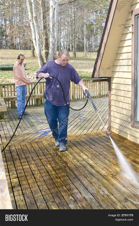 Pressure Washing Deck Image & Photo (Free Trial) | Bigstock