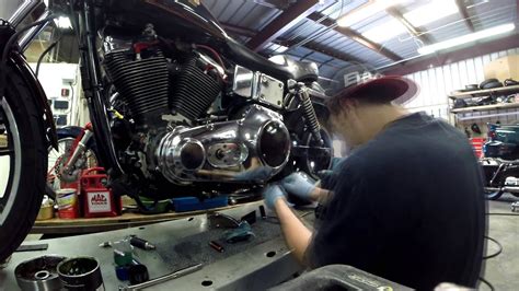 Harley Dyna stator replacement time-lapse - YouTube