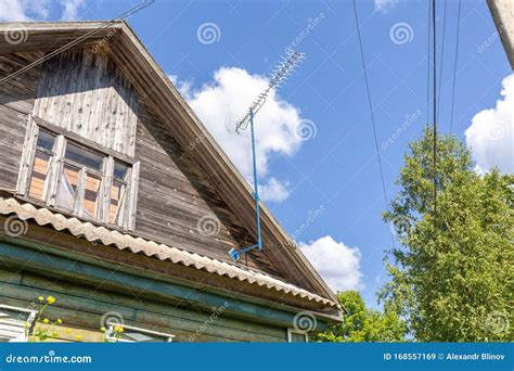 Antenna on the Roof of Wooden House Stock Image - Image of house, data: 168557169