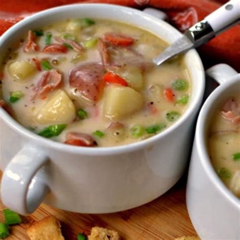 Creamy Ham and Potato Soup | Small Town Woman