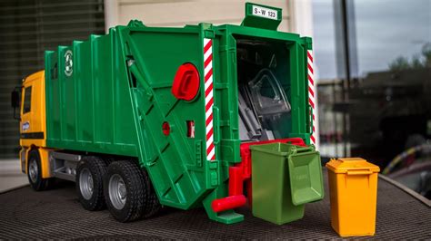 Bruder Toys Man Garbage Truck Rear Loading Green | Wow Blog