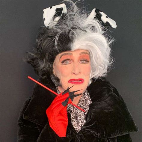 Glenn Close Dresses Up as Cruella De Vil for Virtual Fundraising Gala