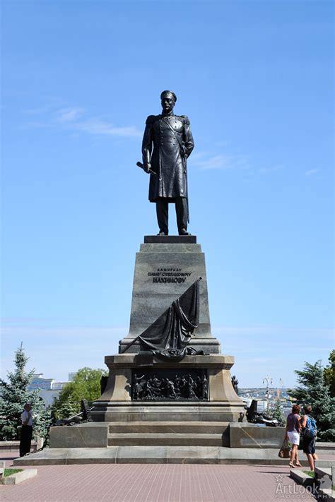 Monument to Admiral Nakhimov. Sevastopol - Photos by Moscow Guide and Driver