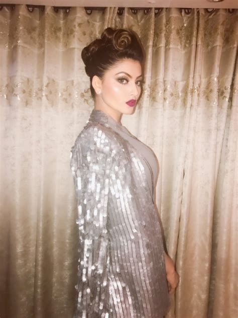 Urvashi Rautela Looks Stunning At The Jio Filmfare Awards Pre-Awards ...