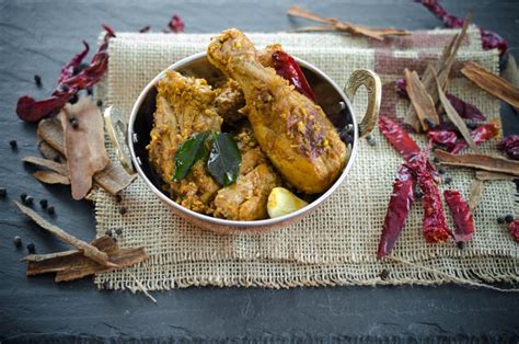 Chicken Sukka (Dry Chicken Curry with Grated Coconut) ~ The Tiffin Box