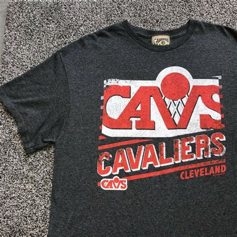 CLEVELAND CAVS T-SHIRT gray retro 80s logo cavaliers hardwood classics MEN LARGE | eBay in 2021 ...