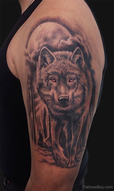 wolf shoulder tattoo - Google Search Wolf Tattoos Men, Skull Tattoos, Foot Tattoos, Animal ...