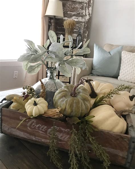 Awesome 42 Cozy Fall Porch Farmhouse Style | Farmhouse fall decor, Fall ...