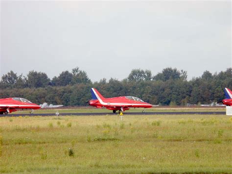 Image*After : images : jet jets redarrows red arrows formation vehicles ...