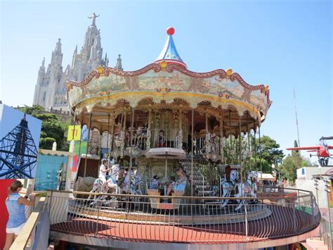 Itchy Feet Adventures: Barcelona – Tibidabo Amusement Park