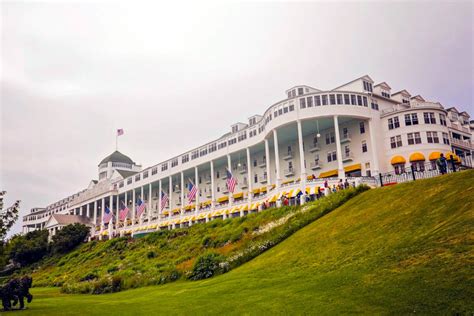 Welcome to Mackinac Island - Sunstone Tours & Cruises