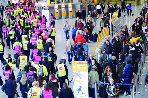 Chaos at Frankfurt airport as security staff strike | Arab News