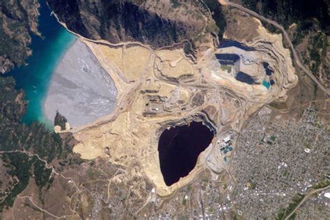 Minas a tajo abierto desde el espacio - VeoVerde | Nueva Mujer