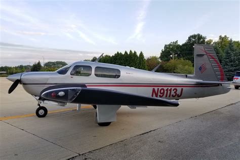 1990 Mooney M20J MSE at KDPA in Illinois. | Aircraft, Private plane ...