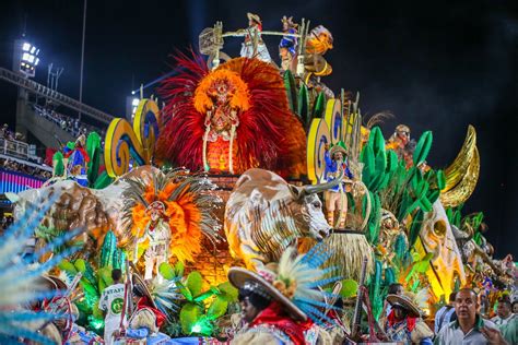 Imperatriz Leopoldinense é a campeã do carnaval do Rio e encerra jejum de 22 anos - País - Jornal VS