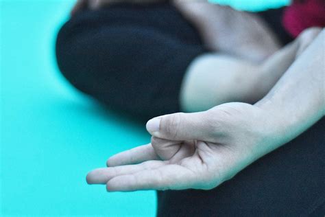 Surya Mudra: How to Do (Steps), Benefits & More - Fitsri