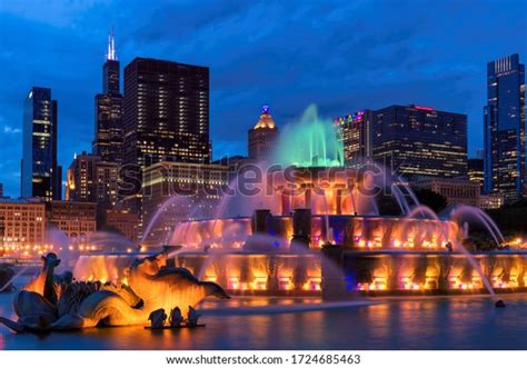 2,331 Buckingham Fountain Stock Photos, Images & Photography | Shutterstock