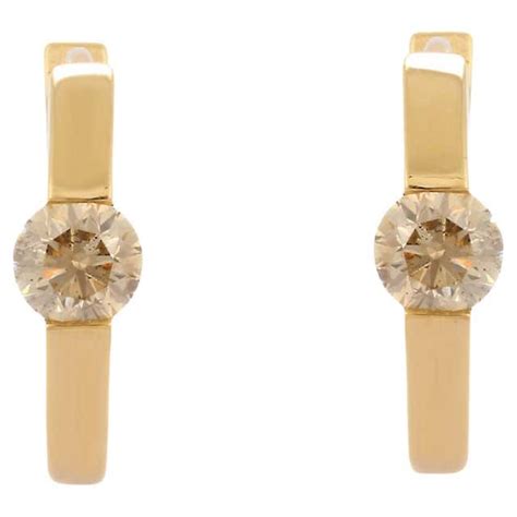 Studio Rêves Three Line Round Diamond Hoop Earrings in 18 Karat Yellow Gold For Sale at 1stDibs