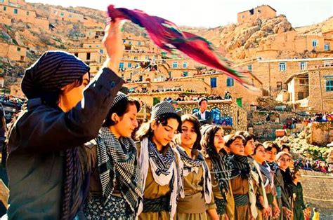 Kurdish-dance | Visit iran