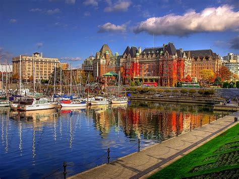 5-five-5: Victoria Harbour (Victoria - Canada).