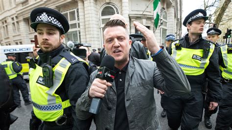 Tommy Robinson arrested for ‘breach of the peace’ after chasing down ...