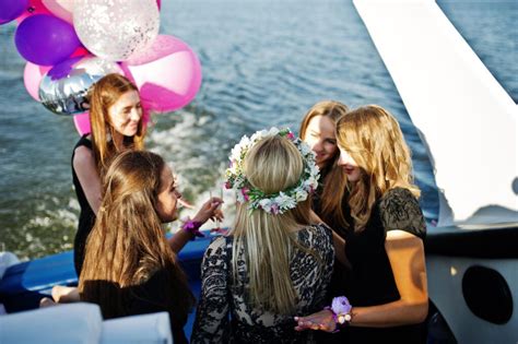 5 Essential Yacht Party Supplies to Ensure a Good Time | A Wanderful Sole