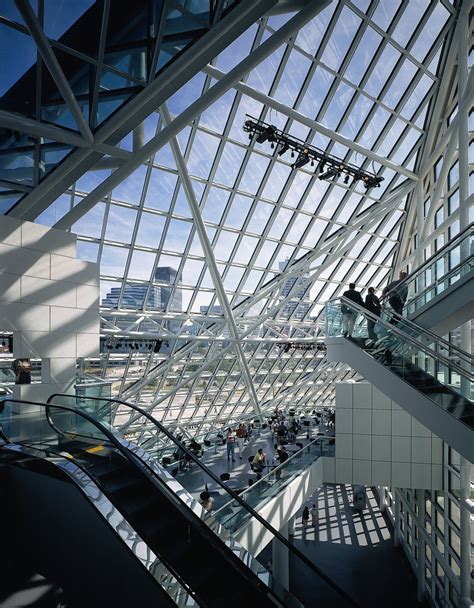 INSIDE THE ROCK AND ROLL HALL OF FAME AND MUSEUM BY I.M. PEI | Insplosion