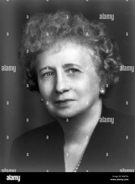 Elizabeth virginia truman Black and White Stock Photos & Images - Alamy