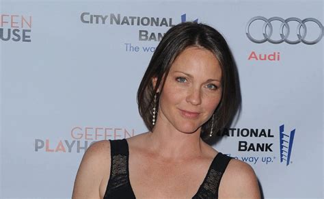 Kelli Williams Biography, Height, Weight, Age, Movies, Husband, Family, Salary, Net Worth, Facts ...