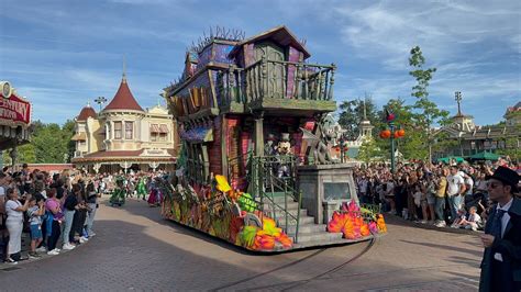 PHOTOS, VIDEO: Mickey's Halloween Celebration Parade & Show Brings Magical Mischief to ...