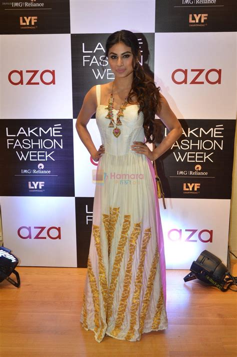 Mouni Roy at Aza in association with Lakme Fashion Week with emerging designers on 11th Aug 2016 ...