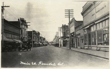 Ferndale Main Street, 1920ish and Today | State parks, Park county, Main street