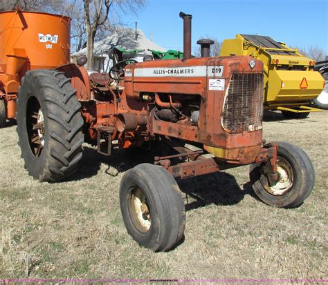 Allis Chalmers D19 tractor in Conway Springs, KS | Item I7479 sold ...