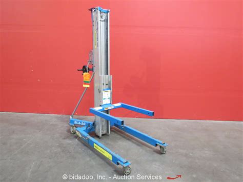 2010 Genie SLA-10 Material Duct/Jack Lift Aerial Hoist 1,000lbs Capacity bidadoo | eBay