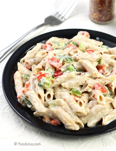 White Pasta Recipe with Creamy White Pasta Sauce Prepared from Scratch