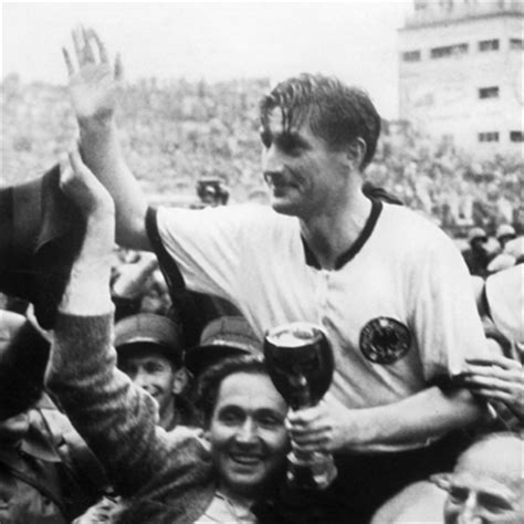 Fritz Walter World Champion 1954 | Fußball - Soccer - Football - Calcio ...