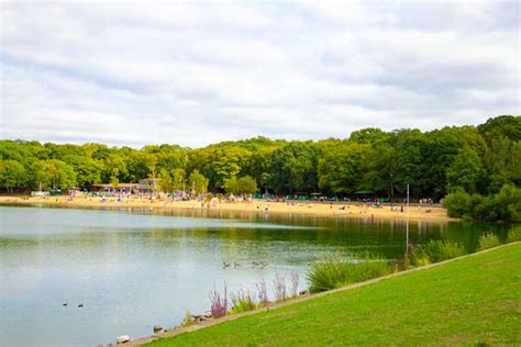 Ruislip Lido - Beach, Kids Play Areas, Woodland Walks, Railway & More