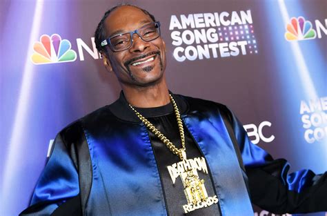 Snoop Dogg Jokes He ‘May Have to Buy Twitter’ – Billboard