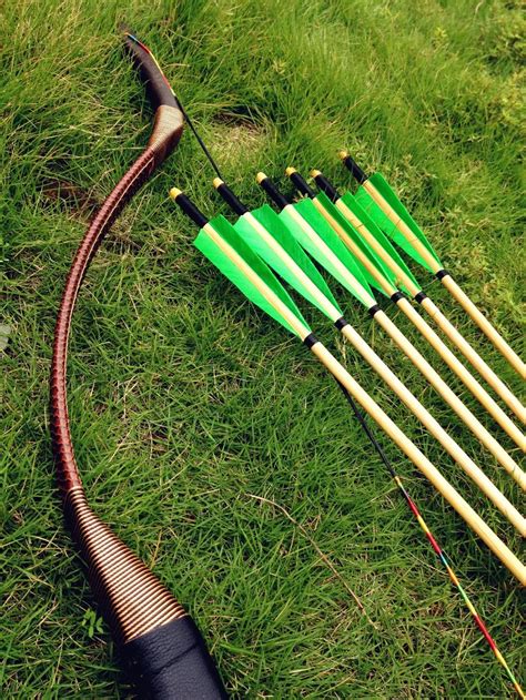 Brown recurve longbow 30# 60# Archery longbow+6 wooden arrows Nice set ...